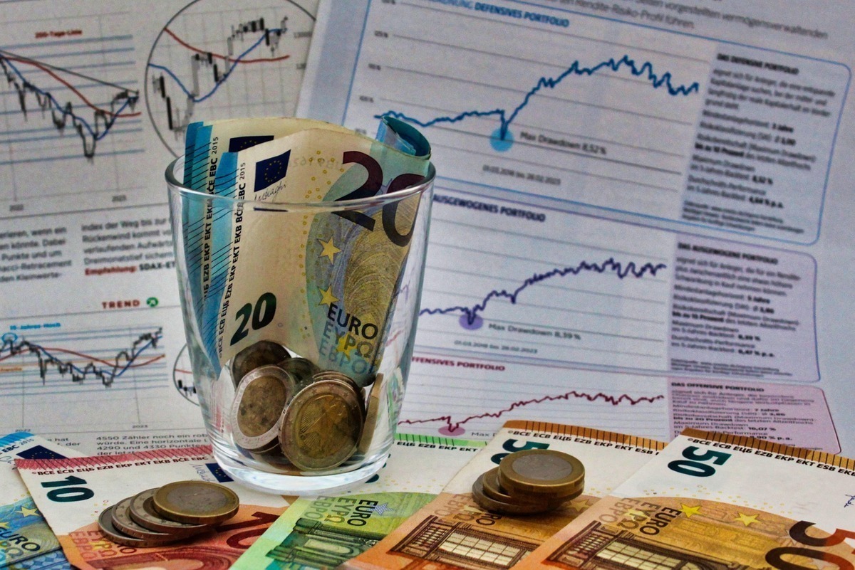 Umfassender Marktbericht zum Immobilienmarkt in Lübeck: Angebotslage, Nachfragesegmente, Lagequalitäten und Stadtentwicklung – ergänzt um Kennziffern und offizielle Marktberichte.